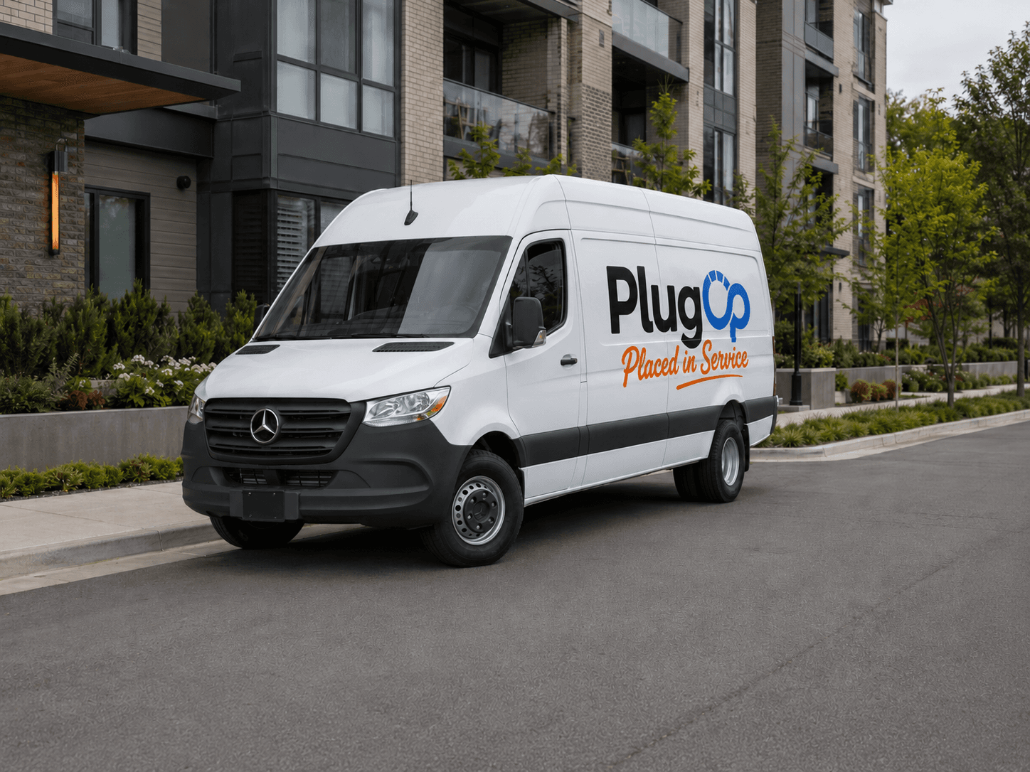 PlugOp service van supporting field coverage